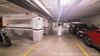 Garaje en alquiler en Instituts - Universitat en Lleida