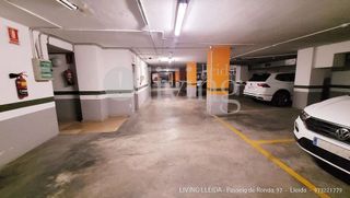 Garaje en alquiler en Instituts - Universitat en Lleida