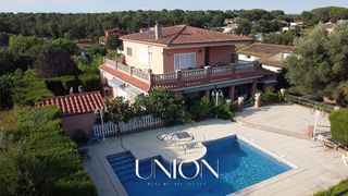 Chalet en venta en Caldes de Malavella