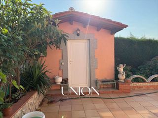 Chalet en venta en Caldes de Malavella