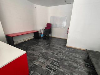 Local comercial en alquiler en Begues