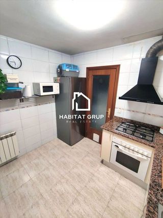 Piso en venta en Centre en Salt