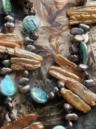 Collar de perlas barrocas