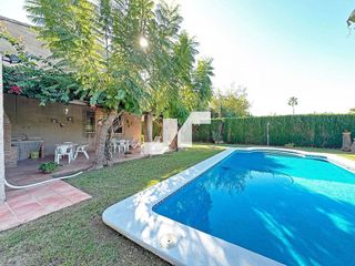 Chalet en venta en Madrigal en Villarreal