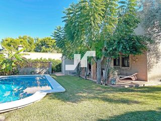 Chalet en venta en Madrigal en Villarreal