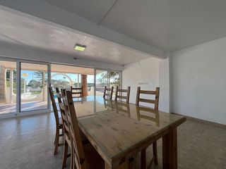 Chalet en venta en Peña de las Águilas en Elche