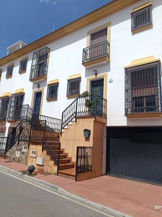 Casa adosada en venta en Benalmádena pueblo en Benalmádena