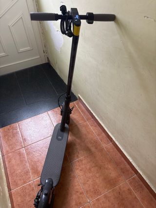 Patinete Eléctrico Xiaomi Casi Nuevo + Cargador