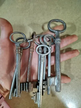 Set di chiavi antiche