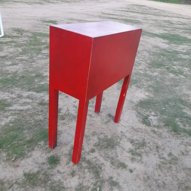 Consola Oriental Roja y dorada Madera