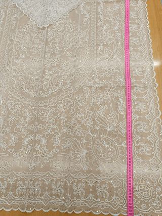 Manteleta tul algodón adulta bord. marfil lent.oro