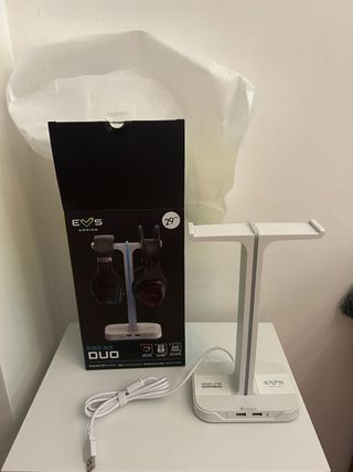 Supporto per cuffie Energy Sistem con LED e USB