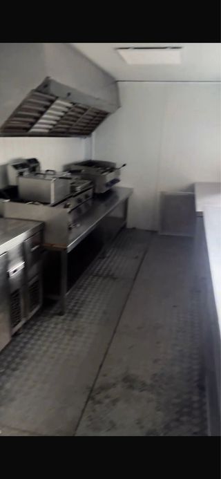 Contenedor foodtruck 6m