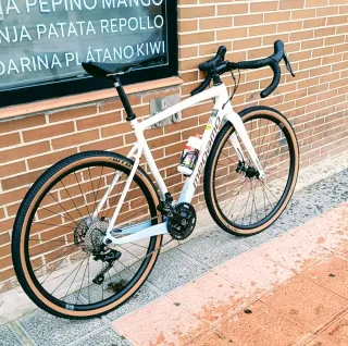 Bicicleta carbono Megamo West 15 Talla M 2025