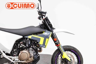 HUSQVARNA 701 SUPERMOTO