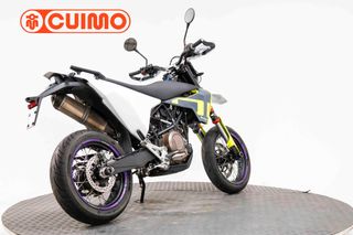 HUSQVARNA 701 SUPERMOTO
