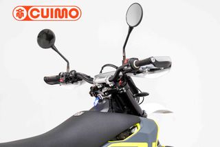 HUSQVARNA 701 SUPERMOTO