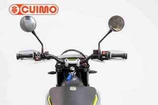 HUSQVARNA 701 SUPERMOTO