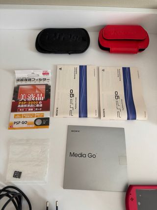 Sony PSP Go + Accesorios