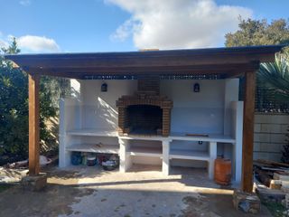 Construcción y reparación de barbacoas.