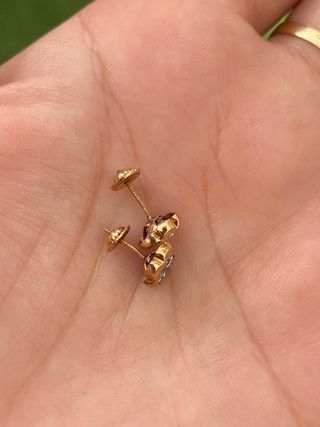 Pendientes de oro con circonita