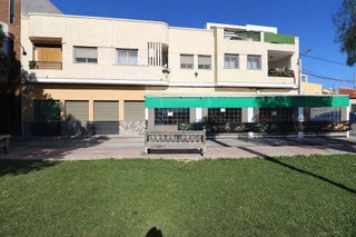 Local comercial en venta en Catral