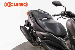 YAMAHA XMAX 125
