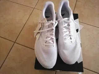 Scarpe Adidas da corsa