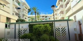 Piso en venta en La Carihuela en Torremolinos