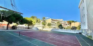 Piso en venta en La Carihuela en Torremolinos