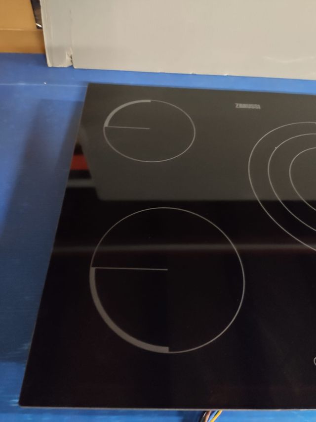 Placa Vitrocerámica Zanussi