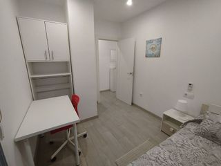 Piso en venta en La Caleta - La Viña en Cádiz