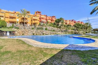 Piso en venta en Cabo Pino - Reserva de Marbella en Marbella