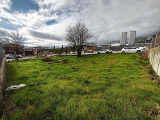 Solar en venta en Miraflores de la Sierra