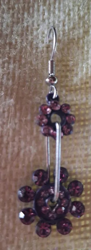 Orecchini pendenti fiori viola