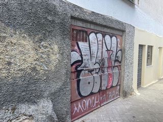 Local comercial en venta en Valdezarza en Madrid