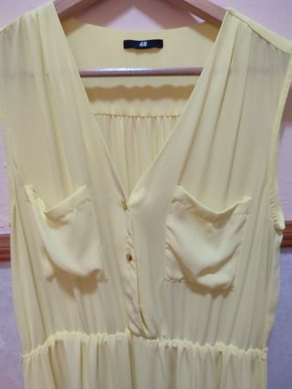 Vestido rosa floral. 10 € cada uno