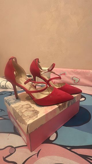 Zapatos de tacón fucsia