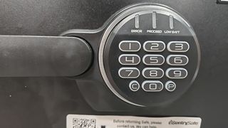 Caja fuerte Master Lock ignífuga e impermeable