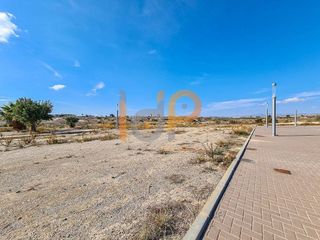 Terreno en venta en Huércal-Overa
