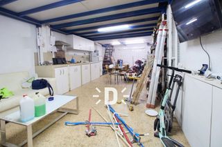 Local comercial en venta en Benetússer