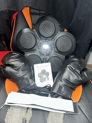 Máquina de boxeo musical inteligente