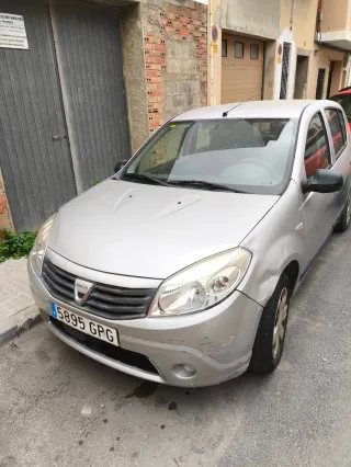 Dacia Sandero 2009