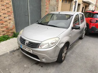 Dacia Sandero 2009