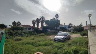Terreno en venta en Oliva Playa en Oliva