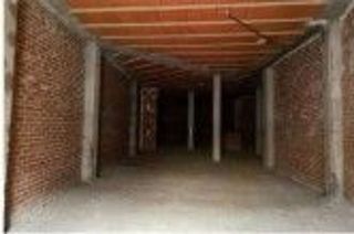 Local comercial en venta en Mora