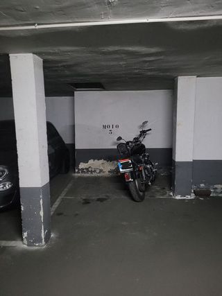 Garaje en venta en Palos de Moguer en Madrid