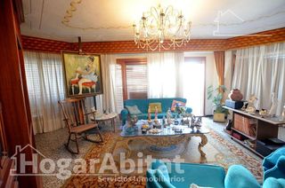 Piso en venta en Mercado en Alicante