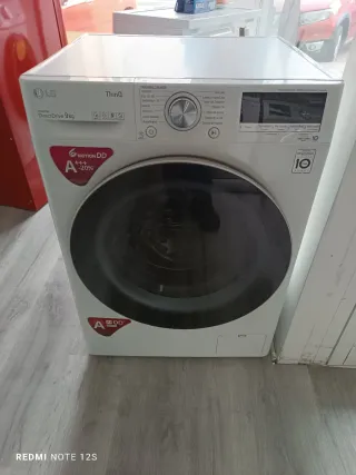 Lavadora LG ThinQ 9kg Direct Drive Reacondicionada