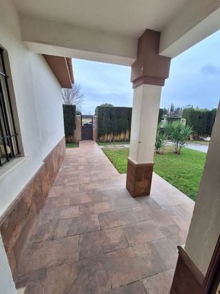 Chalet en alquiler en La Paz en Alcalá de Guadaira